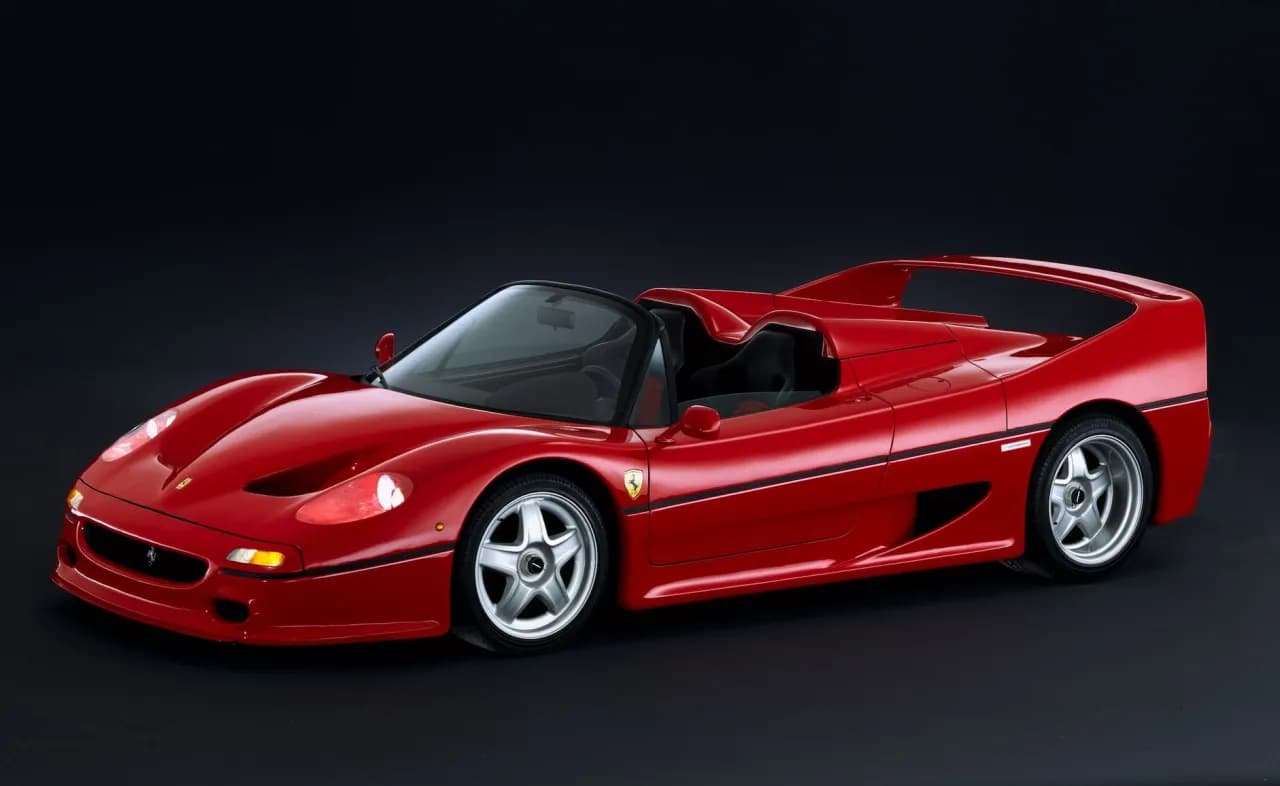 Ile koni ma Ferrari? Odkryj moc legendarnych modeli Ferrari