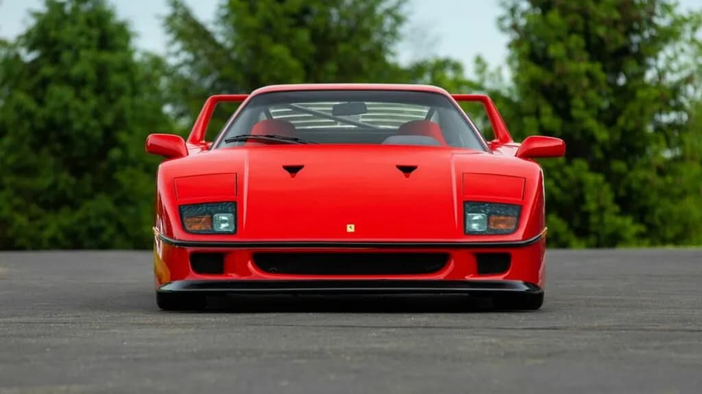 Ile kosztuje Ferrari F40? Zaskakujące ceny i czynniki wpływające na wartość