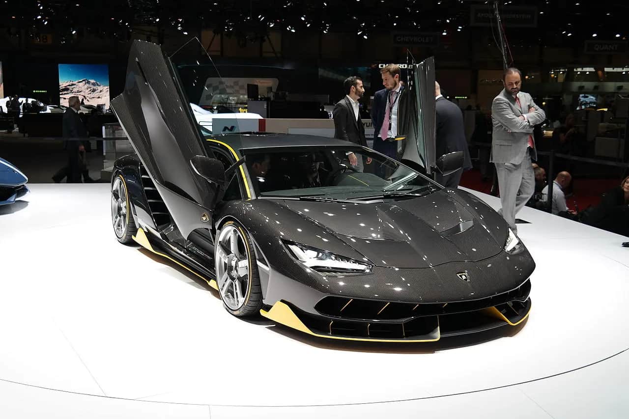 Ile kosztuje Lamborghini Centenario? Ceny, które mogą zaskoczyć