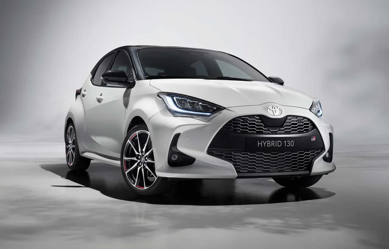 Hybryda Hyundai czy Toyota - która zapewni lepszą wydajność i oszczędność?