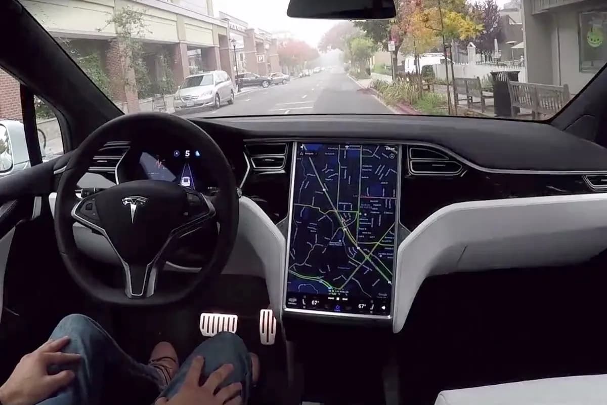 Czy Tesla ma autopilota? Odkryj, co naprawdę potrafi ten system