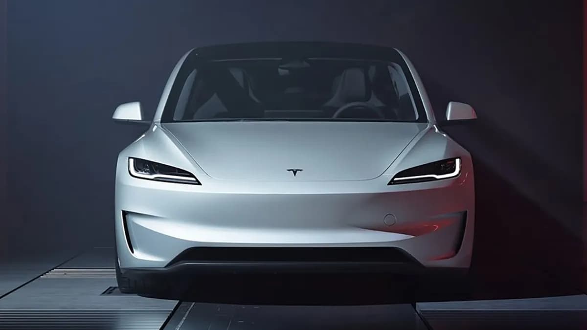 Moc Tesla Model 3: Ile koni mają różne wersje i ich osiągi?