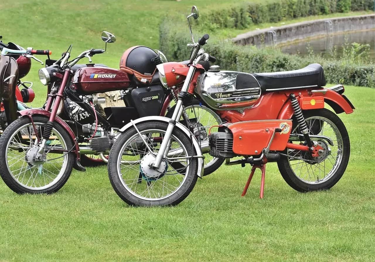 Jak wyrejestrować motorower i uniknąć kary finansowej za opóźnienie