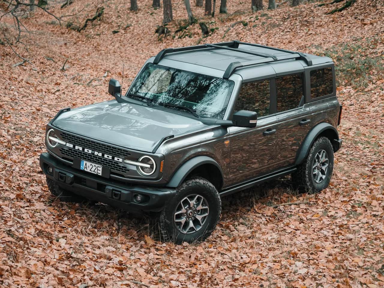 Jaki SUV w teren wybrać, aby uniknąć rozczarowania w trudnych warunkach?